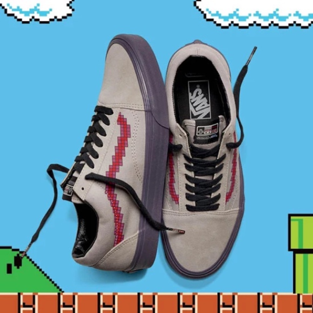 Nintendo Vans - Picture 4 of 4